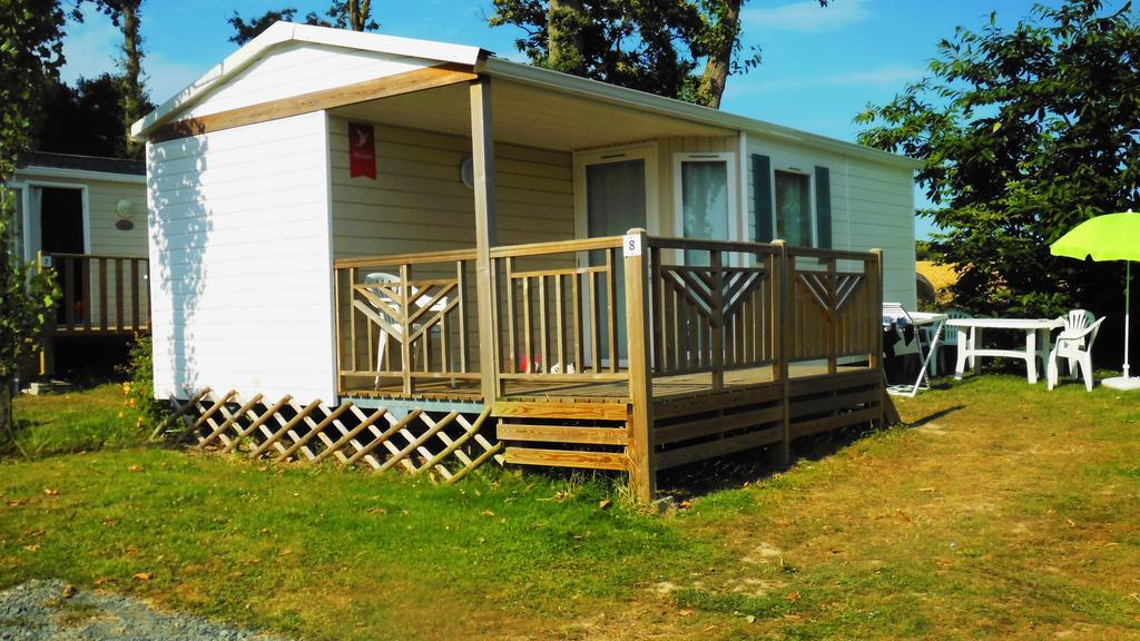 Le Vallon Aux Merlettes Campsite Matignon